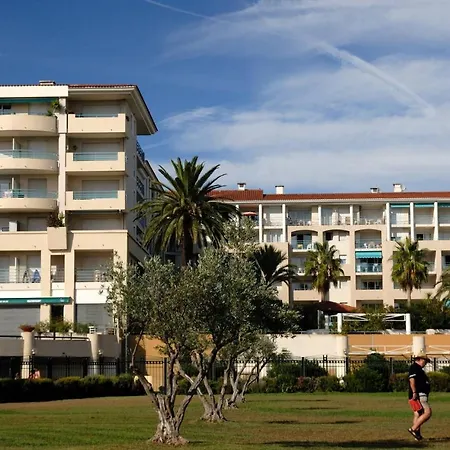 Apartment Juan Les Pins 2p4 Open Pins Bleus Antibes