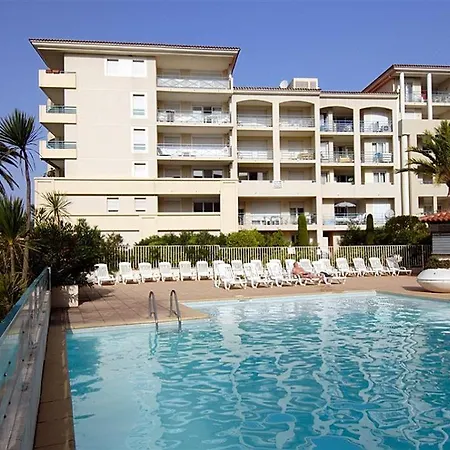 Apartment Juan Les Pins 2p4 Open Pins Bleus